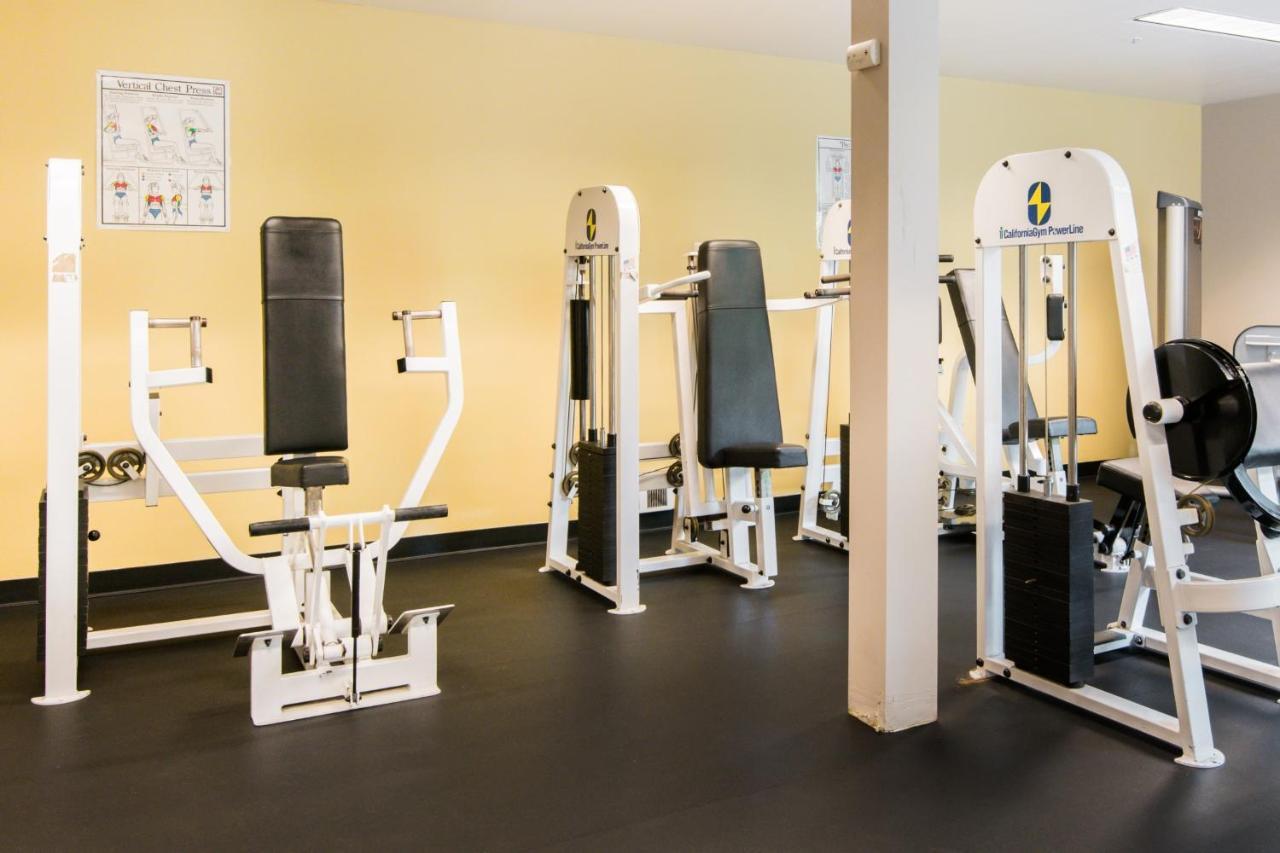 City Water View Oasis With Pool & Gym Near Cruise In Heart Of Seattle Extérieur photo